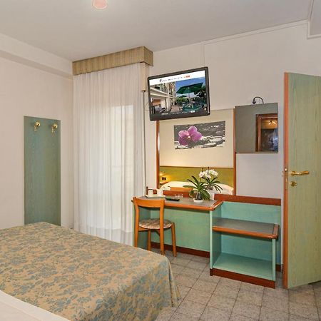Hotel Paris Lido di Camaiore Exterior foto