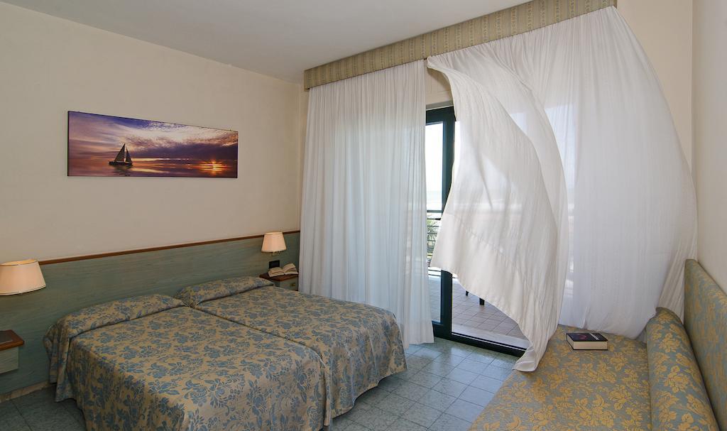 Hotel Paris Lido di Camaiore Quarto foto